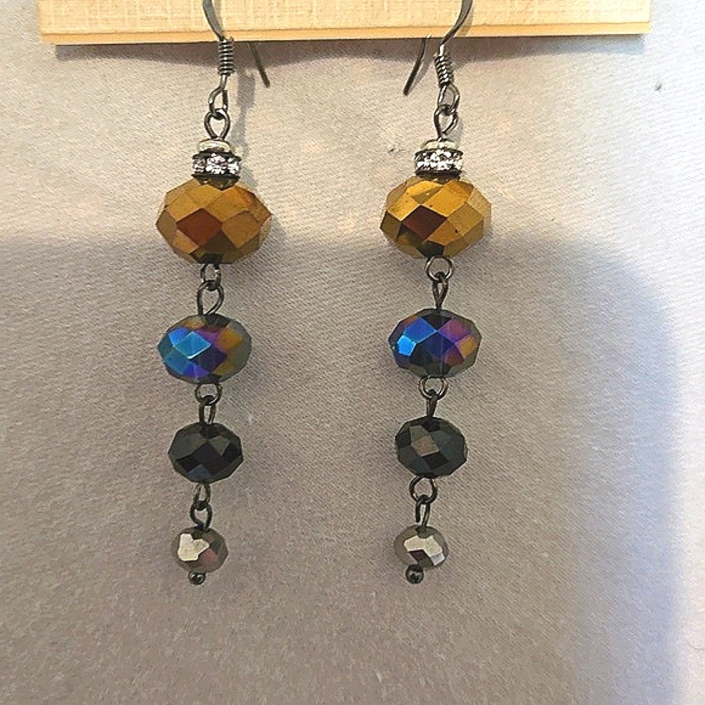 C.A.K.E. Ali khan dangling Erodescent earrings, New